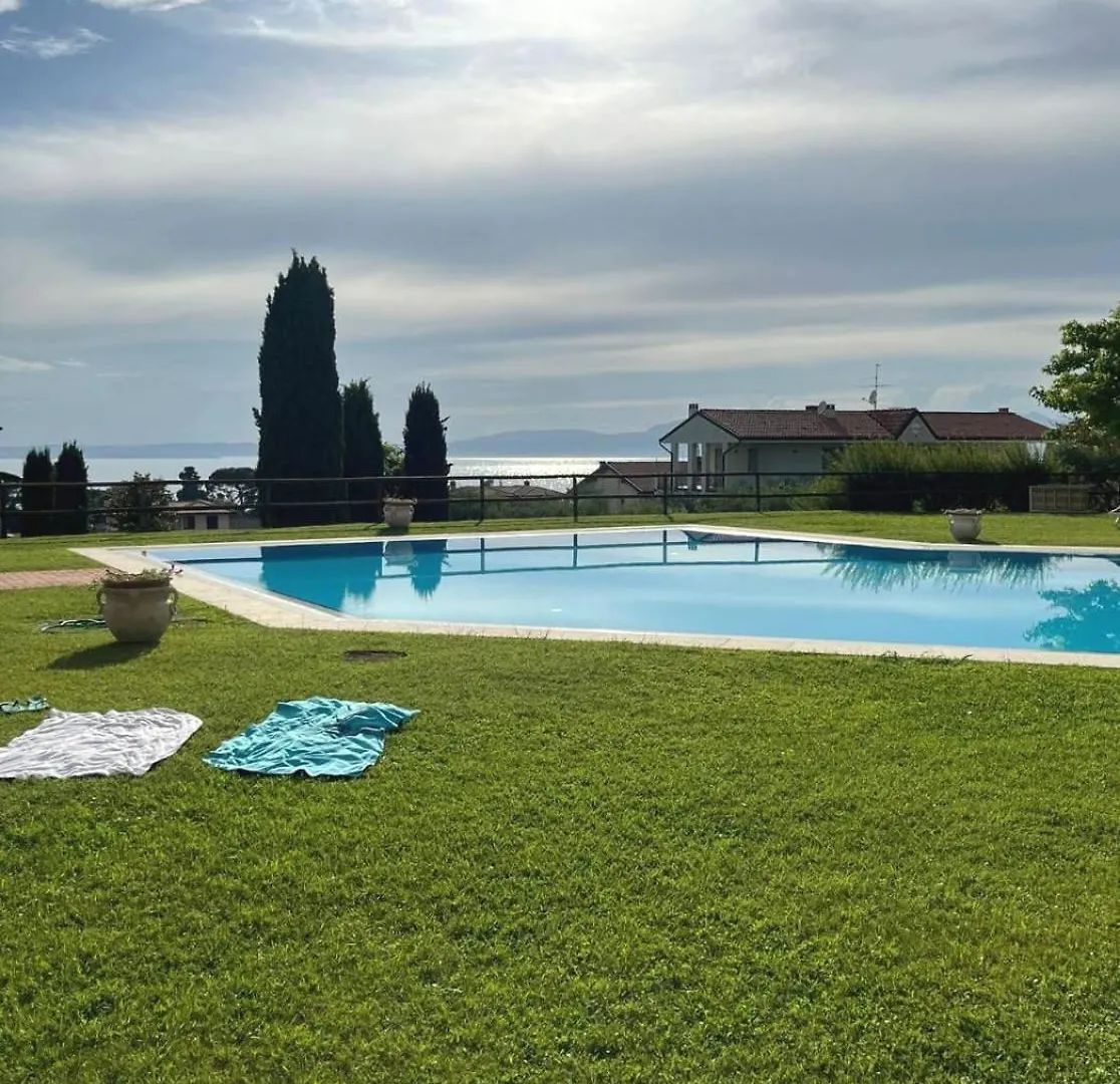 Barum Lake View Apartment In Lazise Italy